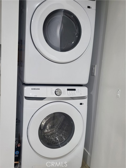 Detail Gallery Image 26 of 32 For 16052 & 1650 Bahama St, North Hills,  CA 91343 - 4 Beds | 3 Baths