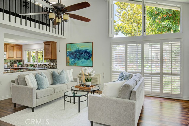 2164 Via Mariposa E, Laguna Woods CA: https://media.crmls.org/medias/c0f8372a-b3d1-4df1-9a06-d7de8f48bea5.jpg