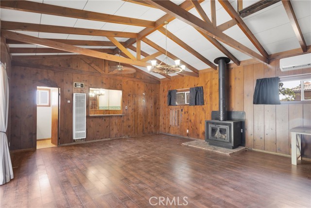 19545 Seneca Road, Apple Valley CA: https://media.crmls.org/medias/c0f897ea-fc10-479c-bb22-b0f48a55dad1.jpg