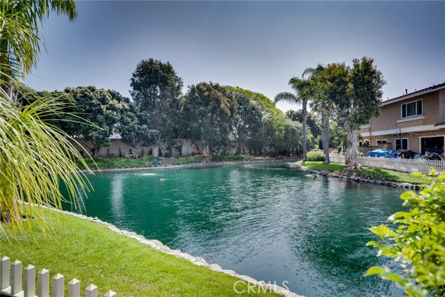 Detail Gallery Image 26 of 54 For 7962 Southwind, Huntington Beach,  CA 92648 - 3 Beds | 2/1 Baths