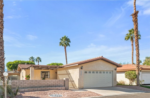 Image Number 1 for 40561   Schafer PL in PALM DESERT