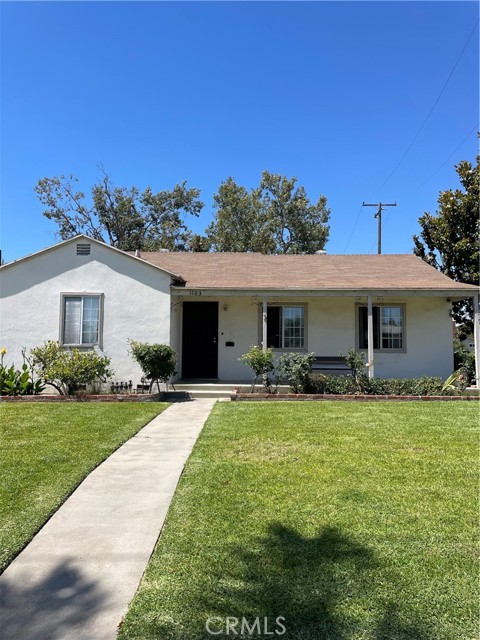 1103 W W Maple Ave