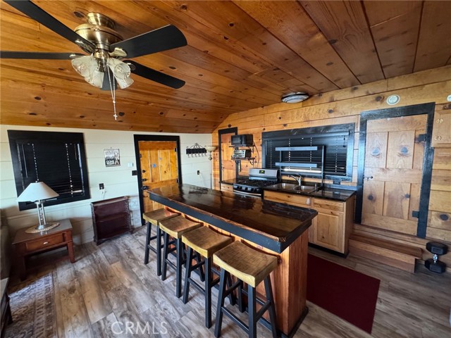 Detail Gallery Image 33 of 38 For 24998 Ocean View Dr, Crestline,  CA 92325 - 1 Beds | 1 Baths