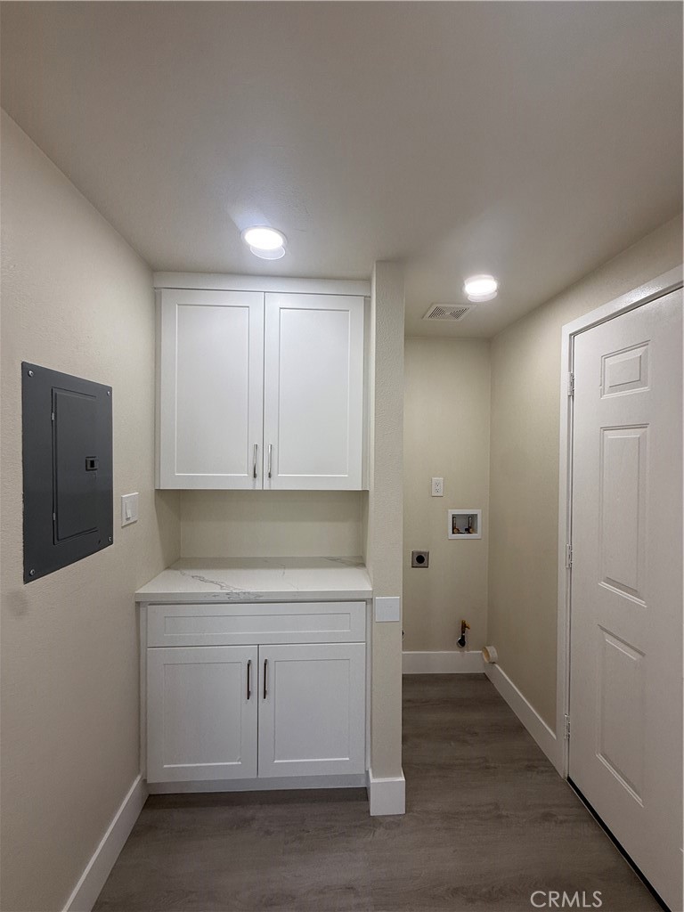 MLS #OC25236840 image #1