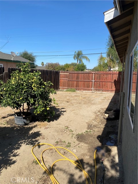 2113 Princeton Street, Delano CA: https://media.crmls.org/medias/c0fb9fa5-0c5d-4947-9df3-4ae87eed3947.jpg