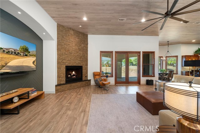 Image 9 of 70 For 54774 Bautista Road