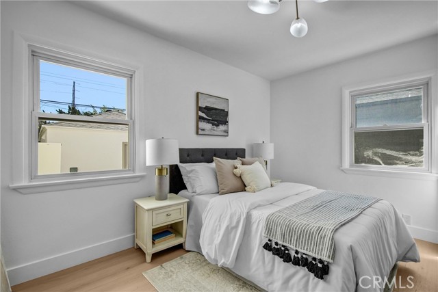 10724 Tabor Street photo 23