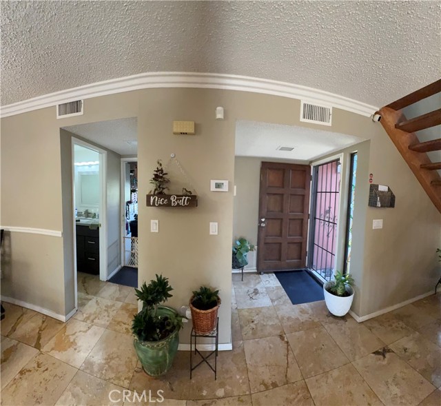 10031 Aspen Circle, Santa Fe Springs CA: https://media.crmls.org/medias/c0ff3477-4b89-44cc-a959-abdbe44e092a.jpg