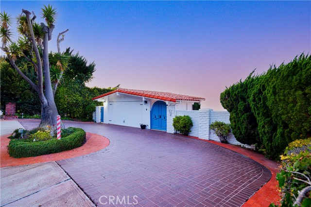 Detail Gallery Image 6 of 48 For 605 Palos Verdes Dr, Palos Verdes Estates,  CA 90274 - 4 Beds | 2/1 Baths