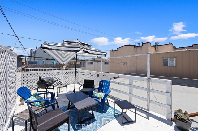 108 Bennett Avenue, Long Beach CA: https://media.crmls.org/medias/c10024ed-f795-496b-9737-0effc666e2b3.jpg