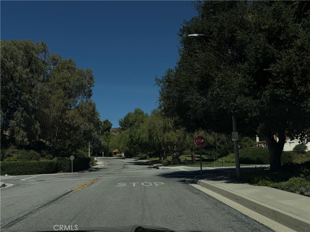 https://media.crmls.org/medias/c101af9a-c2e2-481c-a845-4fc7e6803fca.jpg?preset=X-Large