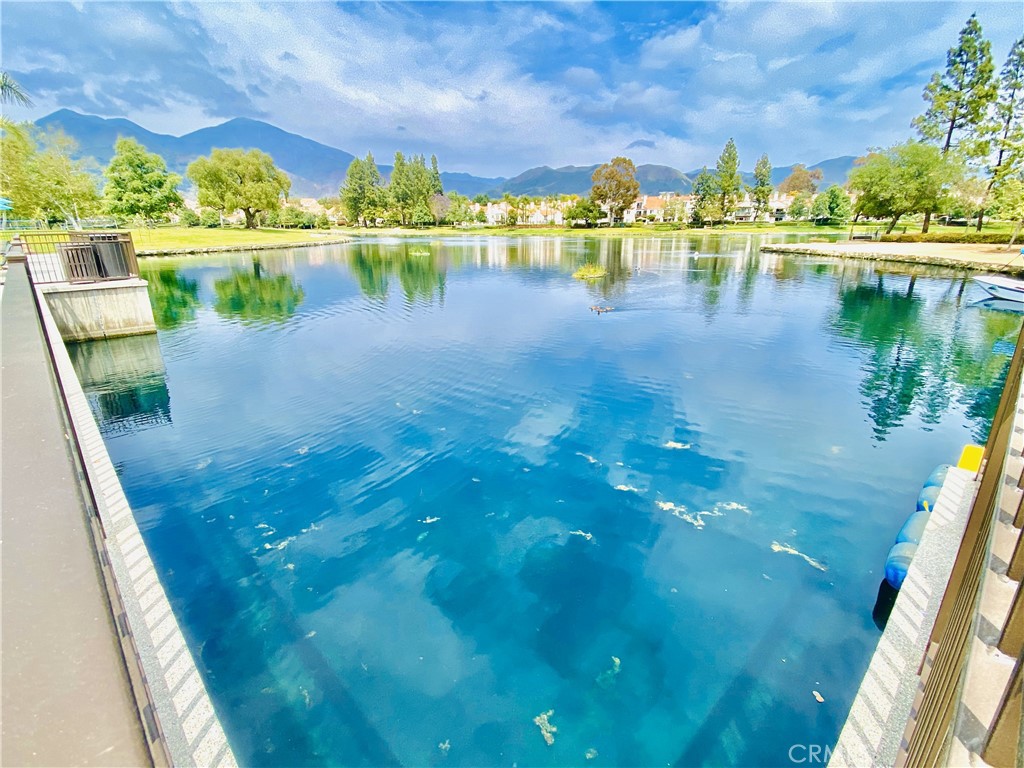 https://media.crmls.org/medias/c1028524-c674-4665-9e93-9c92c12ce31d.jpg?preset=X-Large