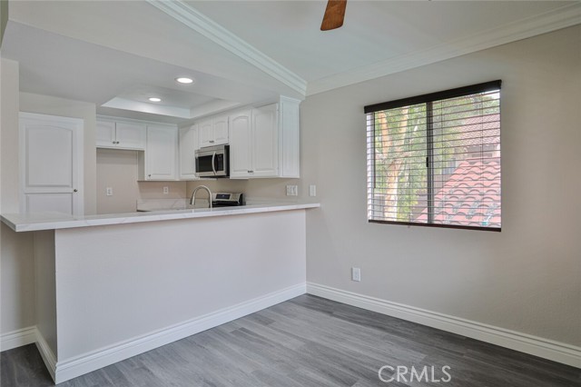 Detail Gallery Image 6 of 32 For 768 La Tierra St #I201,  Corona,  CA 92879 - 2 Beds | 2 Baths