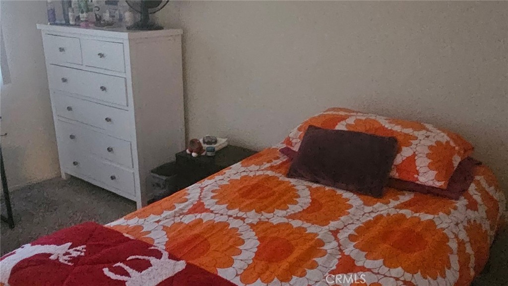 https://media.crmls.org/medias/c103a2a3-2e70-45a8-9b55-4e2debe92e1f.jpg?preset=X-Large