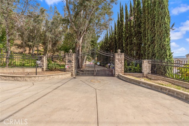 Detail Gallery Image 45 of 49 For 4303 N Golden, San Bernardino,  CA 92404 - 5 Beds | 3/1 Baths