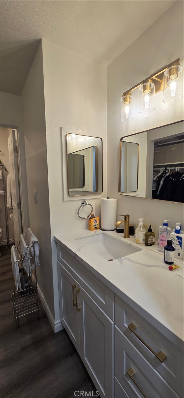 Image 4 of 18 For 5585 Pacific Coast