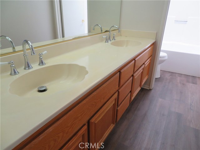 8204 Burgess Place, Rancho Cucamonga CA: https://media.crmls.org/medias/c1045a65-1bbe-4ea2-a053-fe1db096c59e.jpg