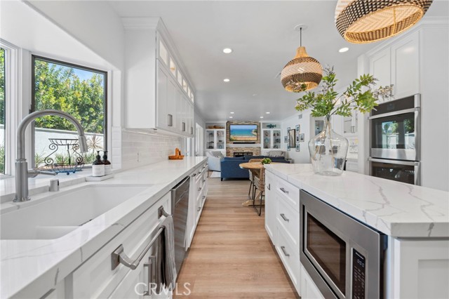 Detail Gallery Image 12 of 60 For 32982 Christina Drive, Dana Point,  CA 92629 - 5 Beds | 4 Baths