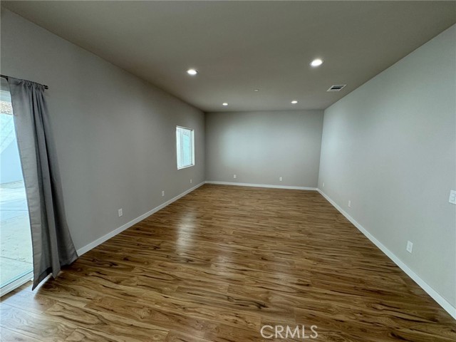 MLS #IV25225414 image #6