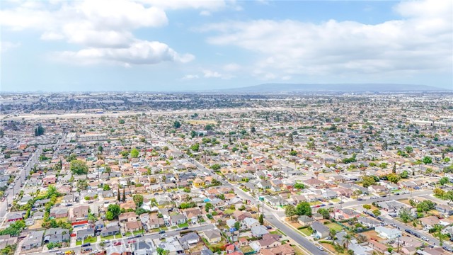 Detail Gallery Image 14 of 14 For 923 W Rosecrans Ave, Compton,  CA 90222 - 4 Beds | 2 Baths