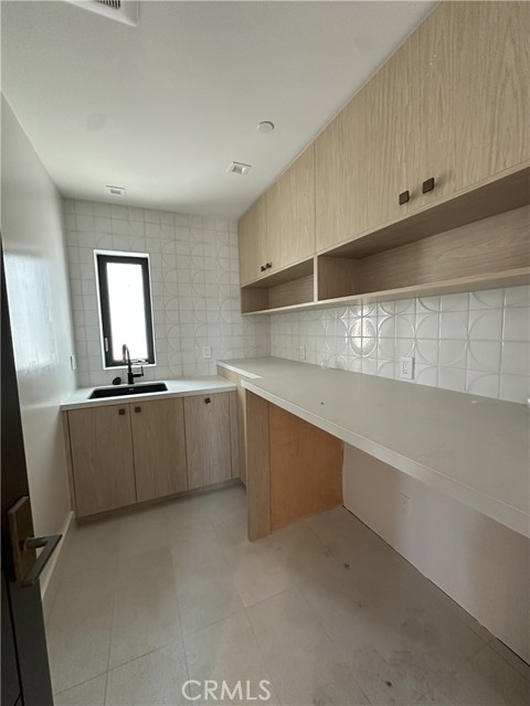 Detail Gallery Image 26 of 36 For 230 2nd St, Huntington Beach,  CA 92648 - 3 Beds | 3/2 Baths