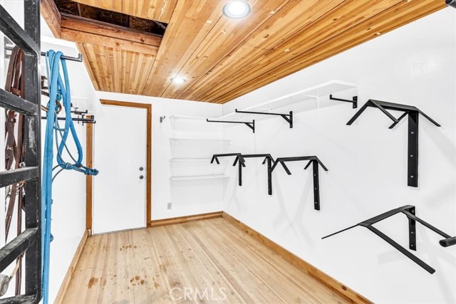 Image 22 of 72 For 27151 Mission Hills Drive