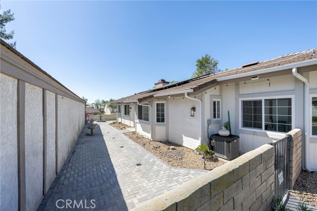 Detail Gallery Image 4 of 31 For 1254 Tamarisk, Upland,  CA 91784 - 3 Beds | 2 Baths