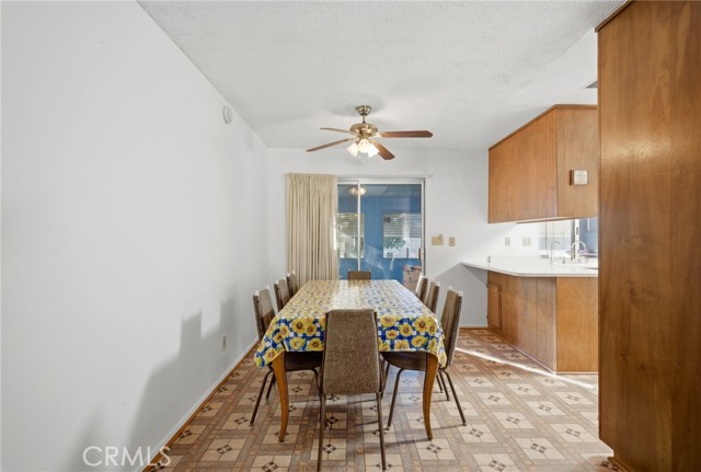 Detail Gallery Image 6 of 27 For 615 Kerilyn Ln, Hemet,  CA 92544 - 2 Beds | 2 Baths