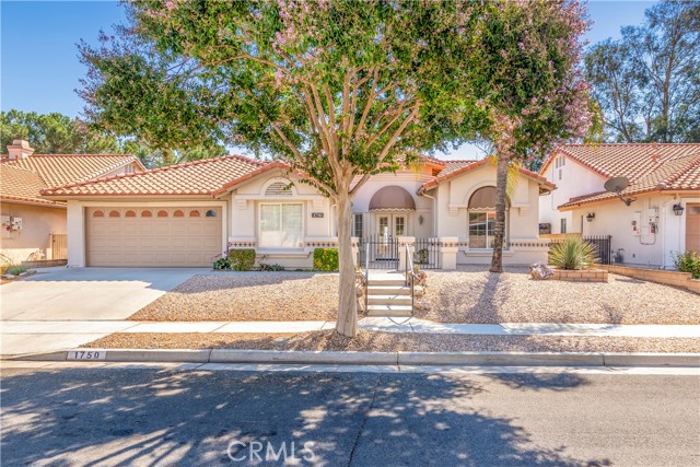 Detail Gallery Image 1 of 50 For 1750 Almond Tree St, Hemet,  CA 92545 - 2 Beds | 2/1 Baths