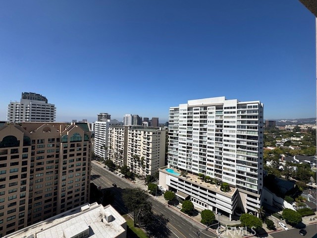 Detail Gallery Image 15 of 44 For 10490 Wilshire Bld #1602,  Los Angeles,  CA 90024 - 2 Beds | 3 Baths