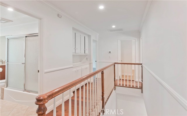 5819 Fairhaven Avenue, Woodland Hills CA: https://media.crmls.org/medias/c1094884-9200-4994-8a85-b0b5f42aa533.jpg