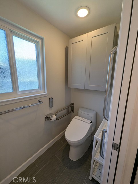 Detail Gallery Image 13 of 14 For 2118 via Puerta #B,  Laguna Woods,  CA 92637 - 2 Beds | 2 Baths