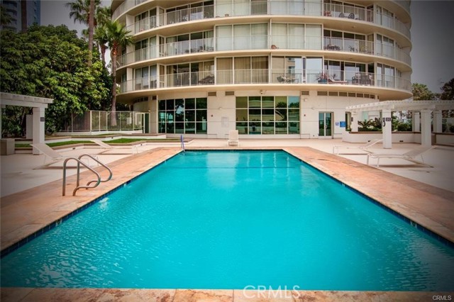 700 E Ocean Boulevard, Long Beach CA: https://media.crmls.org/medias/c1097b79-cf03-487f-8a3f-ba392ab9acef.jpg