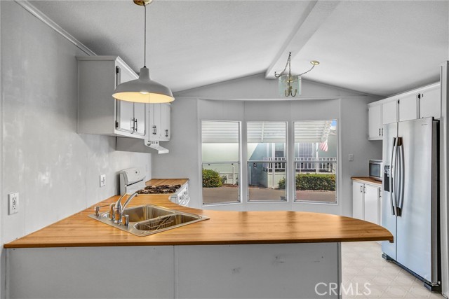 Front Image Thumbnail for CRIV25278987