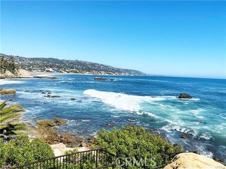 4026 Calle Sonora Este, Laguna Woods CA: https://media.crmls.org/medias/c10a9ac5-0b7e-4465-b5ec-bef33fe6078e.jpg