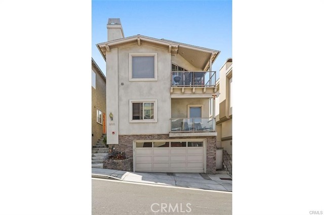 220 23rd Street, Manhattan Beach, California 90266, 3 Bedrooms Bedrooms, ,3 BathroomsBathrooms,Residential,Sold,23rd,SB21224188