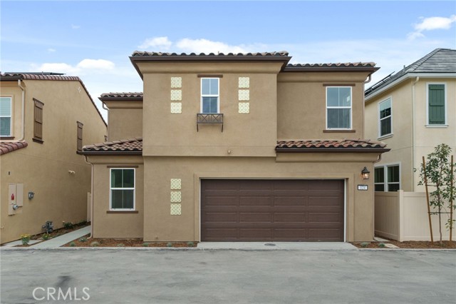 Detail Gallery Image 2 of 28 For 124 Hudson, Pomona,  CA 91766 - 3 Beds | 2/1 Baths