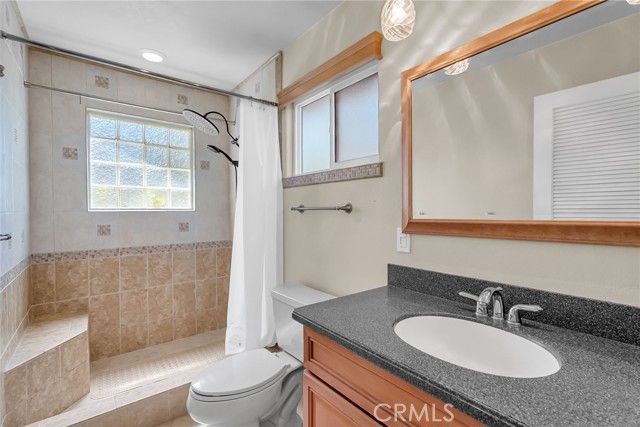 Detail Gallery Image 28 of 52 For 6712 Mission Grove Pkwy, Riverside,  CA 92506 - 5 Beds | 3 Baths