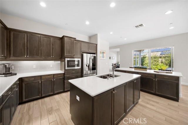 Detail Gallery Image 17 of 55 For 1066 Trail View Pl, Nipomo,  CA 93444 - 3 Beds | 3 Baths