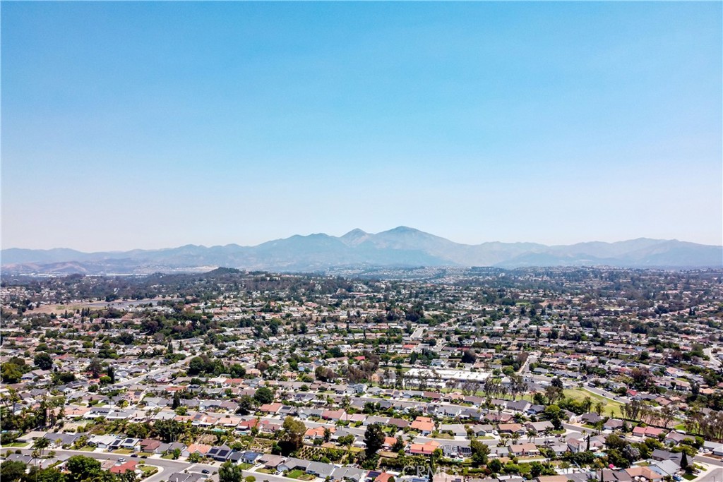 MLS #OC25175888 image #45