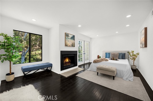 11601 Montana Avenue, Los Angeles CA: https://media.crmls.org/medias/c10ba376-c7d1-4b3e-af19-eb98ffa50082.jpg