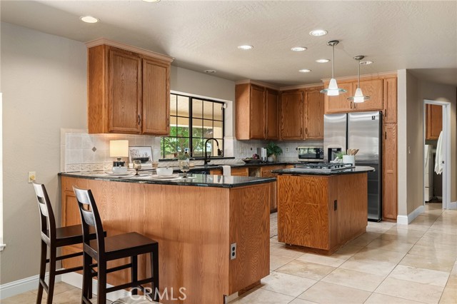4680 Songbird, Chico CA: https://media.crmls.org/medias/c10bea8f-25c5-4024-a674-dfe6130e77fc.jpg