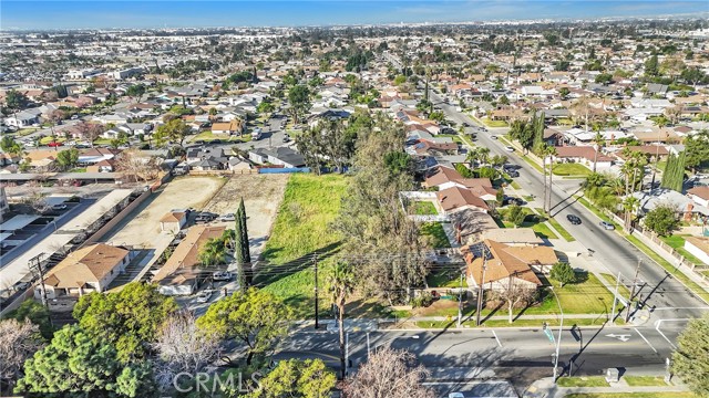 Detail Gallery Image 6 of 17 For 9906 Juniper, Fontana,  CA 92335 - – Beds | – Baths