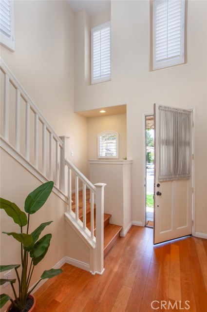 Detail Gallery Image 7 of 42 For 23301 Montecito Pl, Valencia,  CA 91354 - 2 Beds | 2/1 Baths