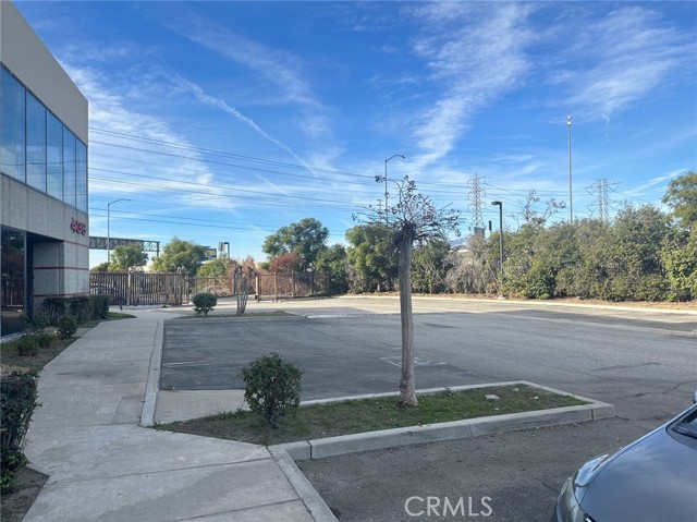 434 Cloverleaf Drive, Baldwin Park, California 91706, ,Commercial Lease,For Rent,434 Cloverleaf Drive,CRCV24001986