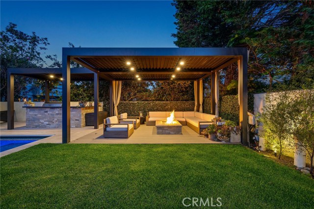 1626 1st Street, Manhattan Beach, California 90266, 5 Bedrooms Bedrooms, 0 ,6 BathroomsBathrooms,Residential,For Sale,1st,0,SB26133853