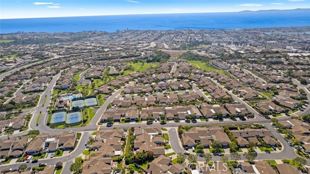Detail Gallery Image 49 of 57 For 30 Jetty Dr, Corona Del Mar,  CA 92625 - 2 Beds | 2 Baths