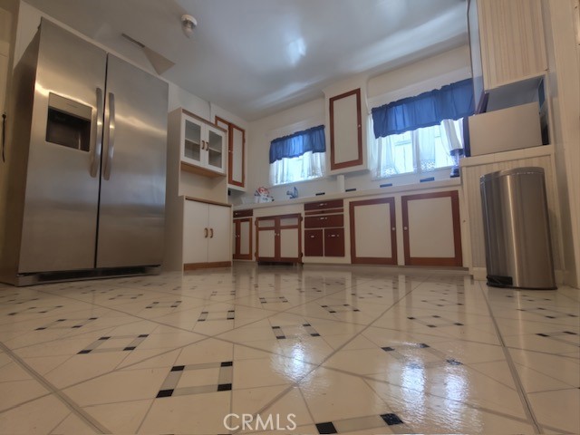 637 E 76th Place, Los Angeles, California 90001, 2 Bedrooms Bedrooms, ,1 BathroomBathrooms,Residential,For Sale,637 E 76th Place,CRPW24034765