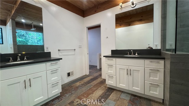 Detail Gallery Image 40 of 45 For 24735 Mulholland Hwy, Calabasas,  CA 91302 - 4 Beds | 2/1 Baths