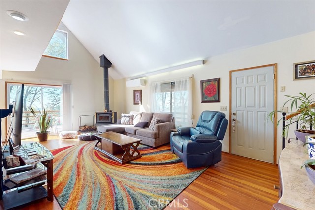 Detail Gallery Image 12 of 65 For 14872 Queenan, Dobbins,  CA 95935 - 2 Beds | 2 Baths